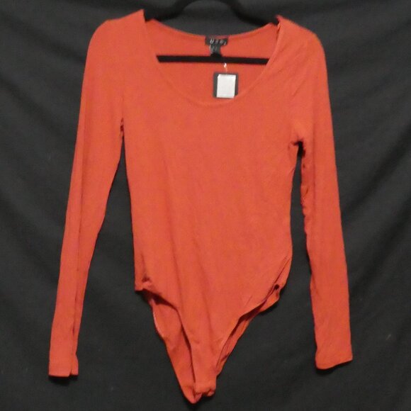 U2B - URBAN BASICS | large | Ribbed Long Sleeve Orange Bodysuit | NWT - Picture 1 of 15